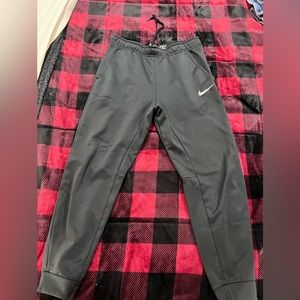Men’s Nike dri fit black joggers. Size medium